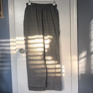 Elastic waistband black and white checkered pants